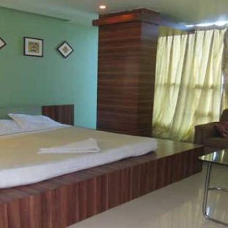 Hotel Bhubaneswari Classic Brahmapur Екстериор снимка