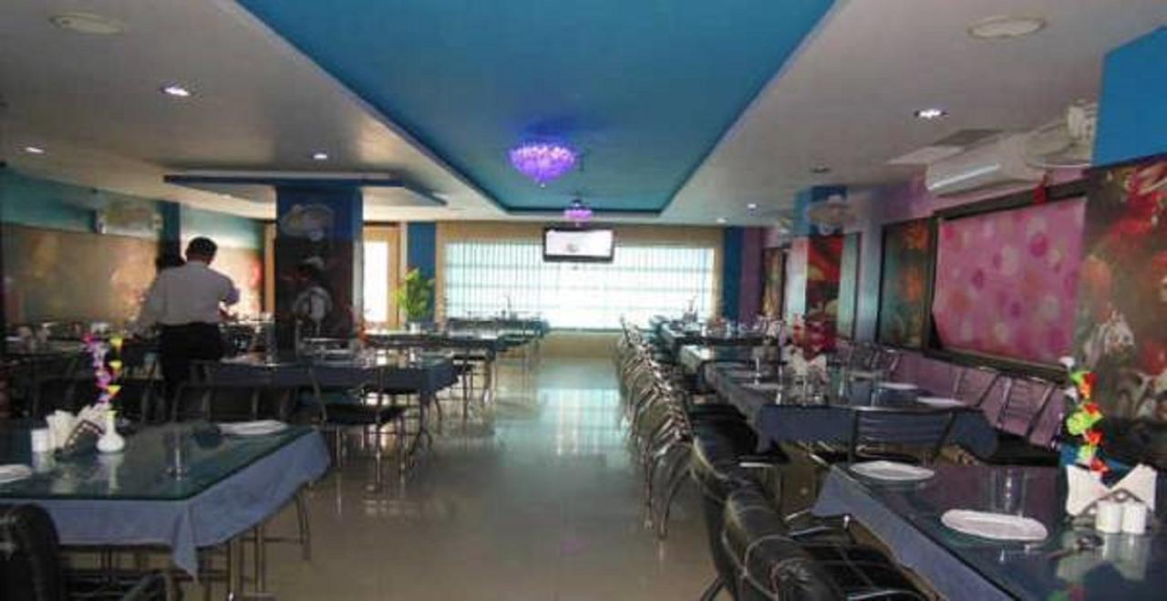 Hotel Bhubaneswari Classic Brahmapur Екстериор снимка
