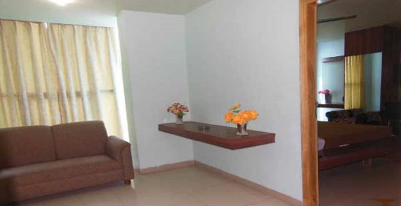 Hotel Bhubaneswari Classic Brahmapur Екстериор снимка