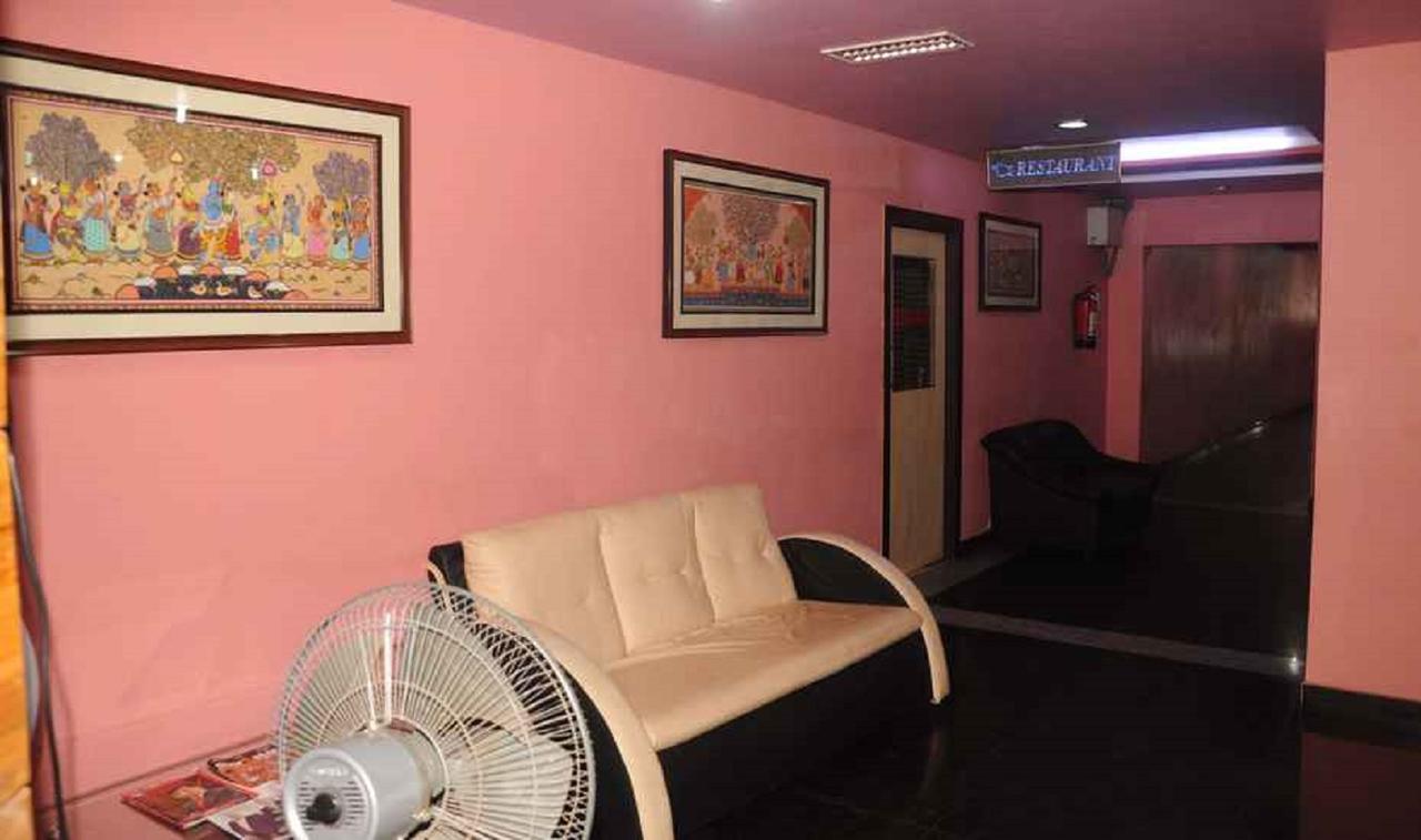 Hotel Bhubaneswari Classic Brahmapur Екстериор снимка