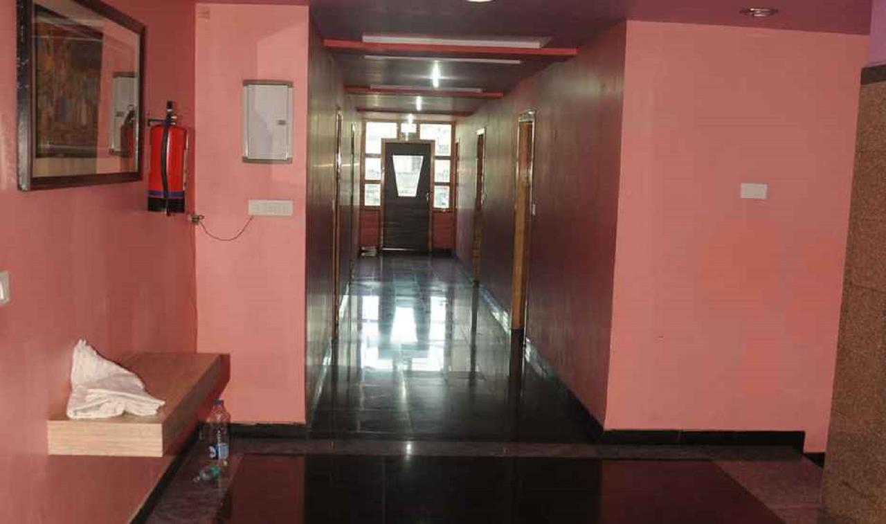 Hotel Bhubaneswari Classic Brahmapur Екстериор снимка